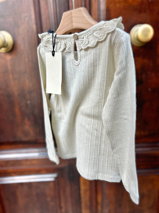 T-shirt con colletto sangallo