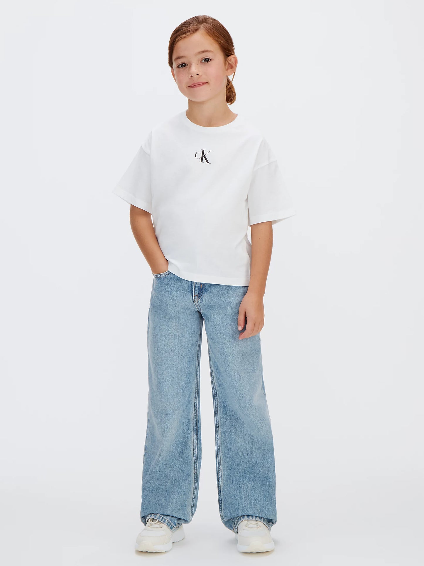 T-shirt logo