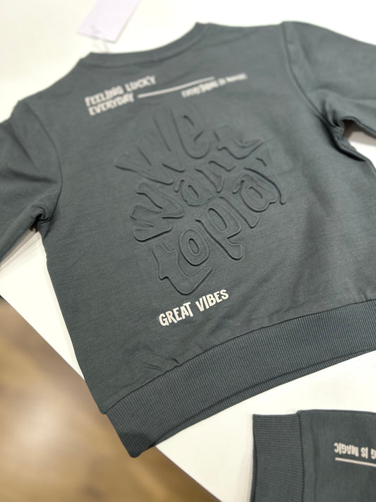 Tuta con dettaglio sul retro