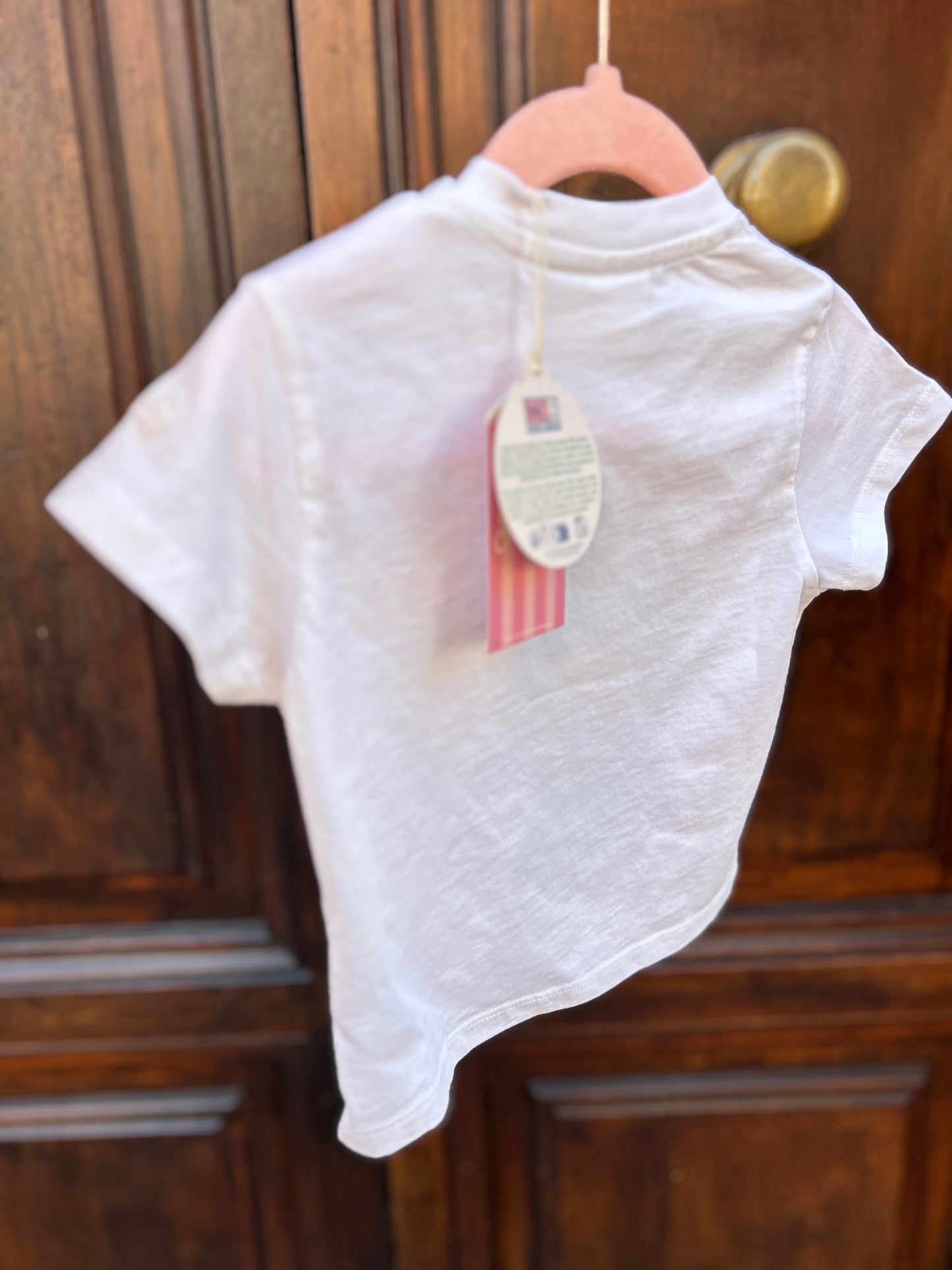 T-shirt Labubu