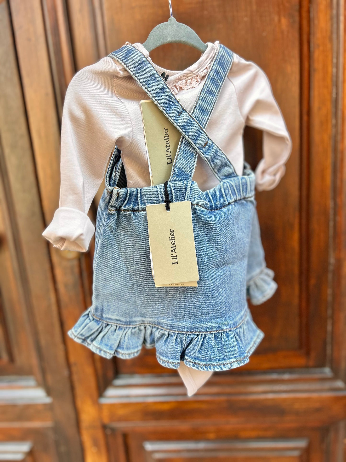 Salopette con rouches