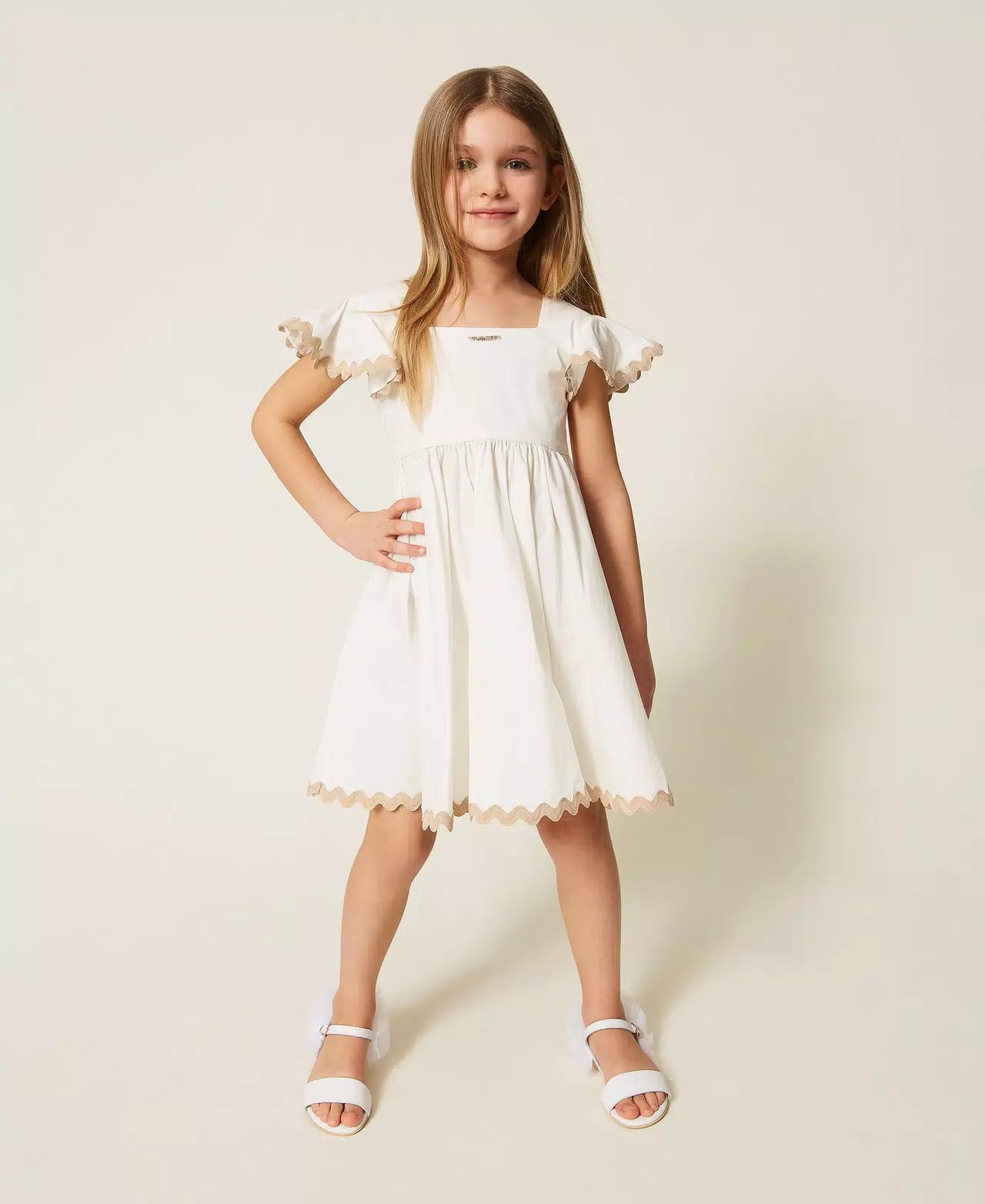 Abitino con dettaglio beige