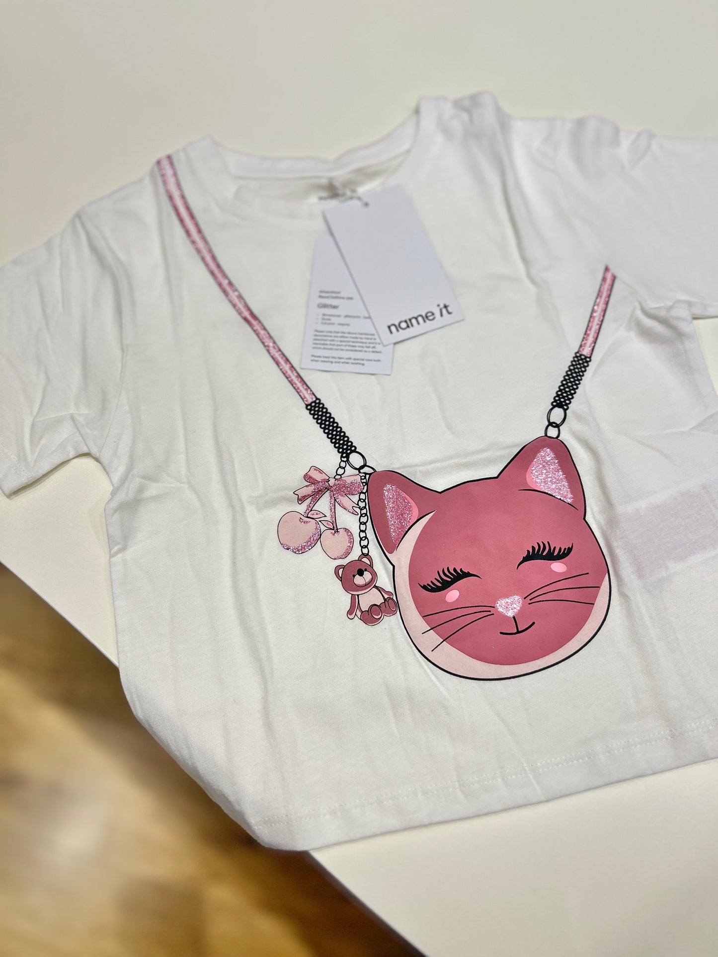 T-shirt Charms