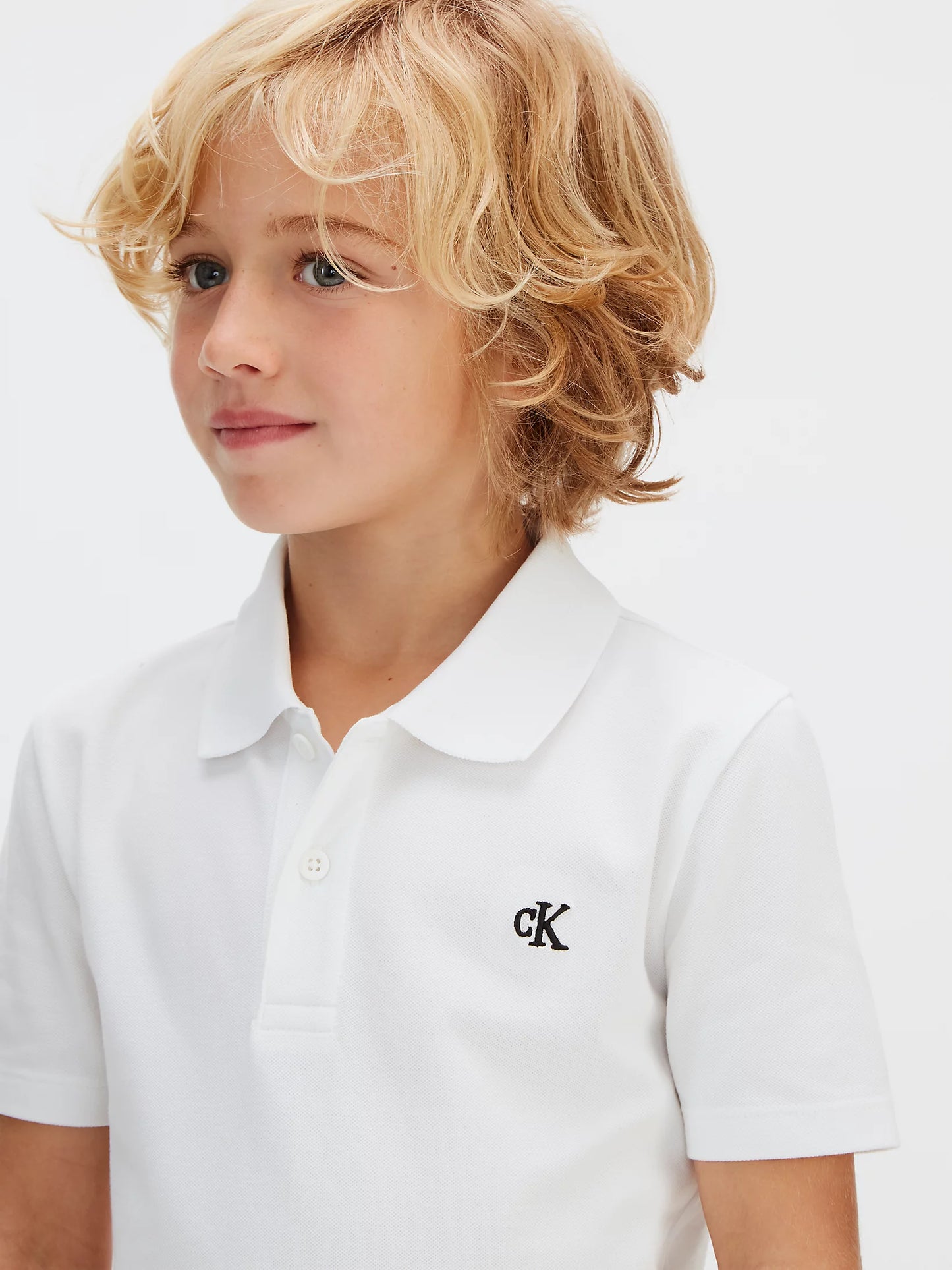 Polo con logo