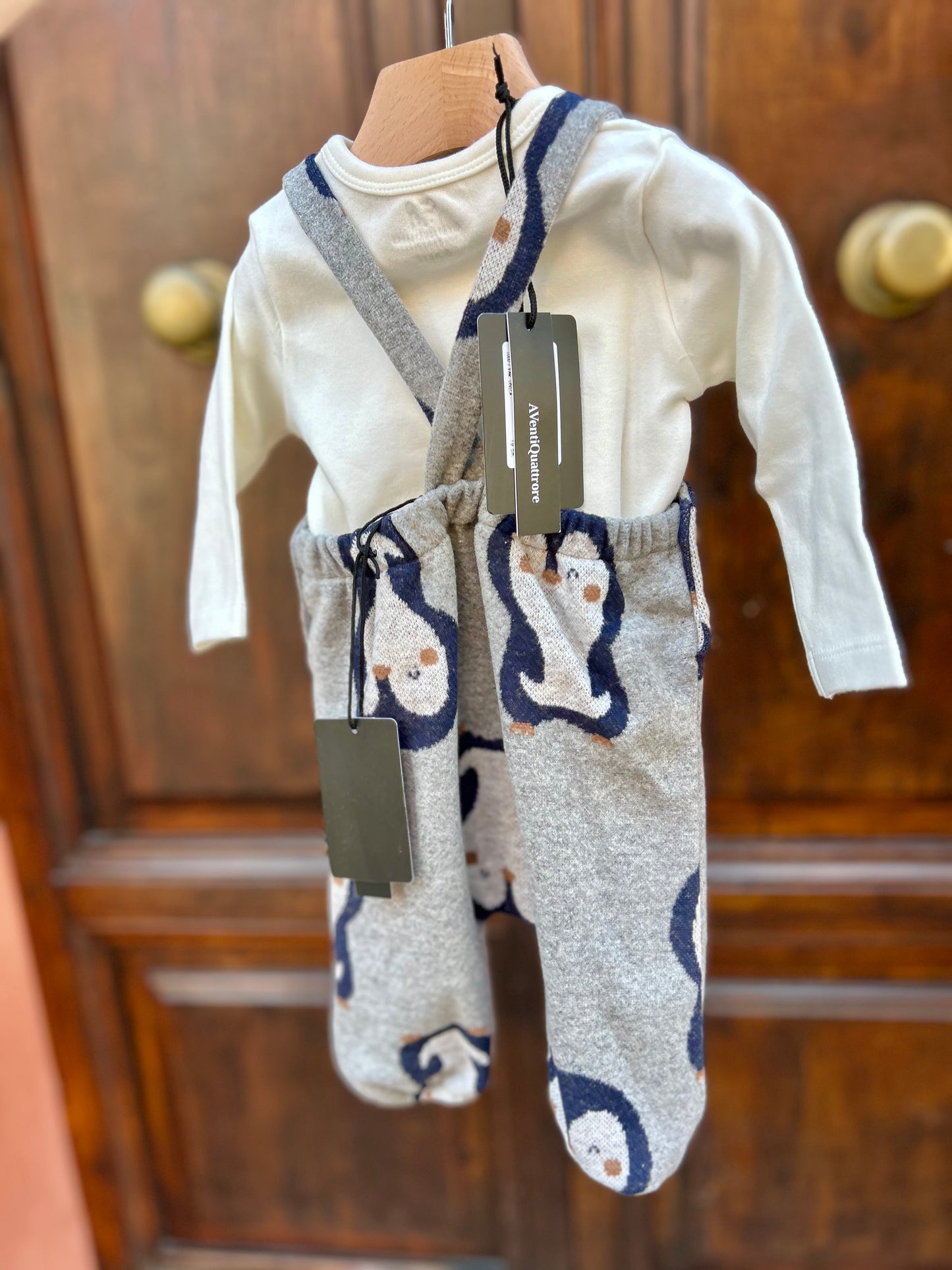 Salopette + t-shirt A24ore