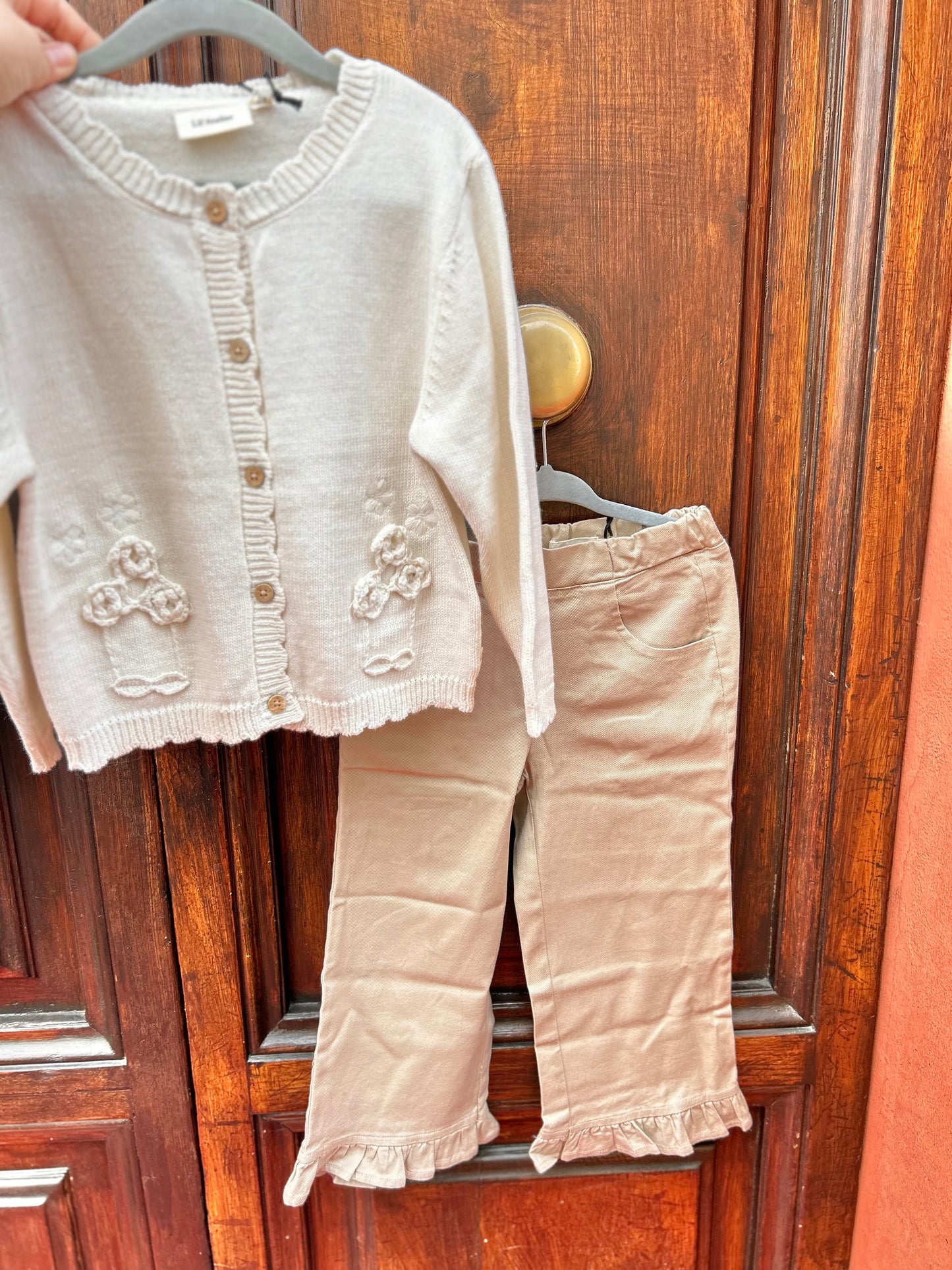 Maglia con ricamo