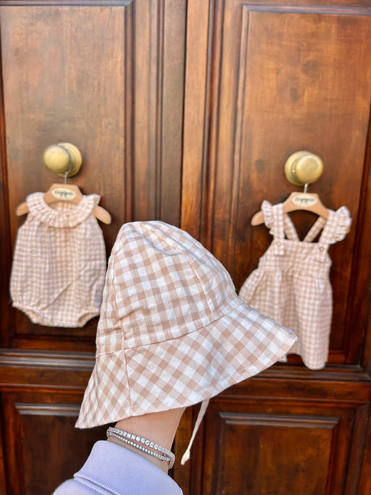 Pagliaccetto vichy con rouches