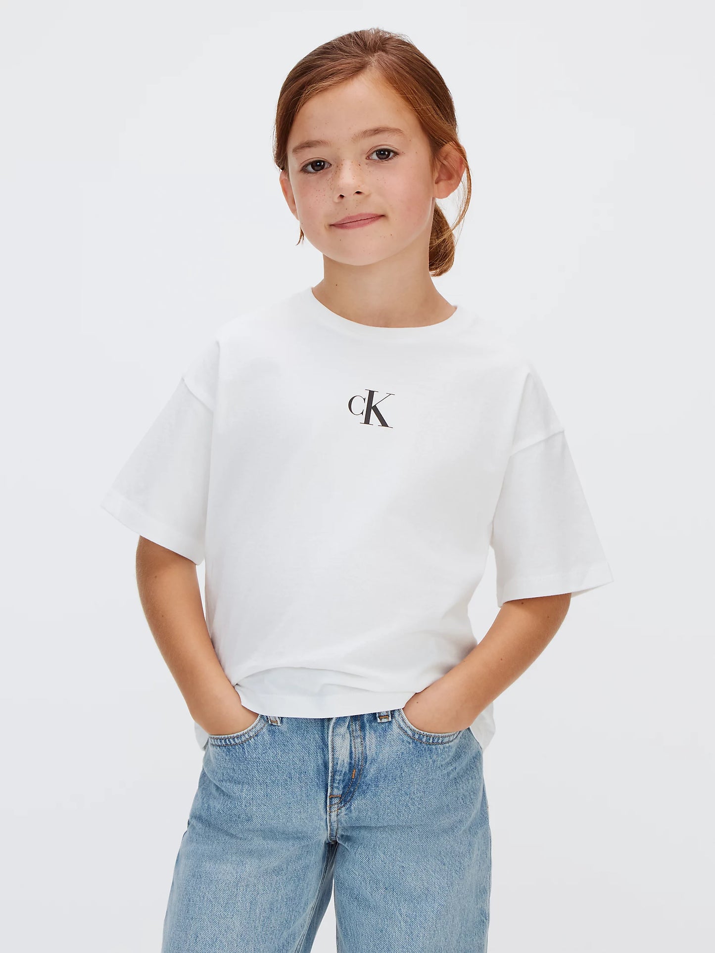 T-shirt logo