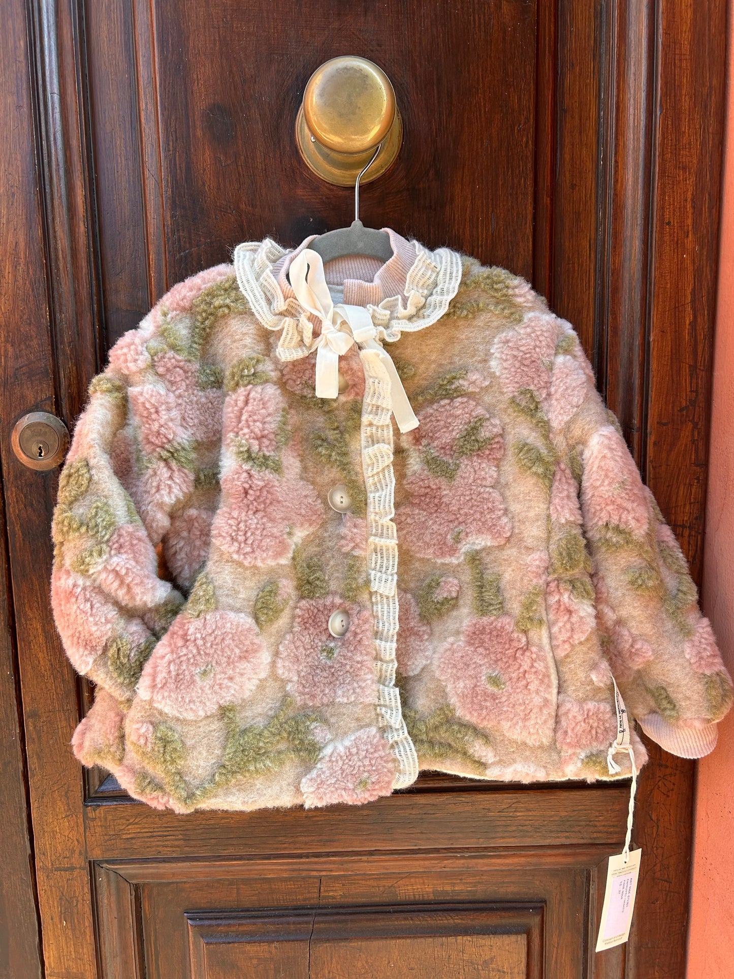 Cappotto fiori e pizzo