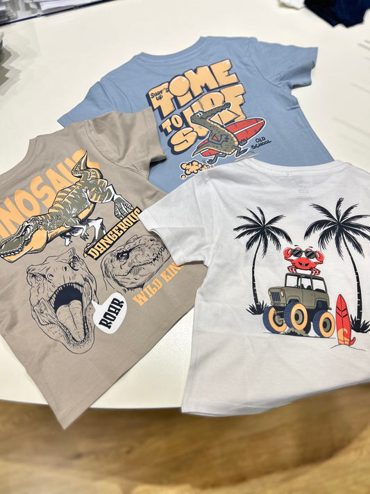 T-shirt
