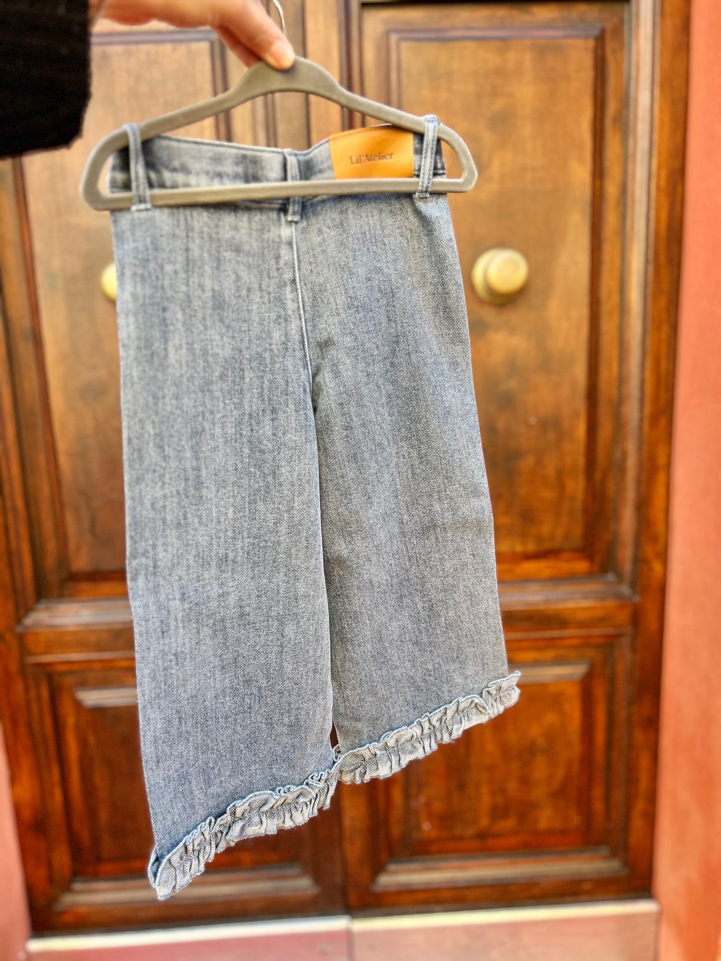 Jeans con rouches