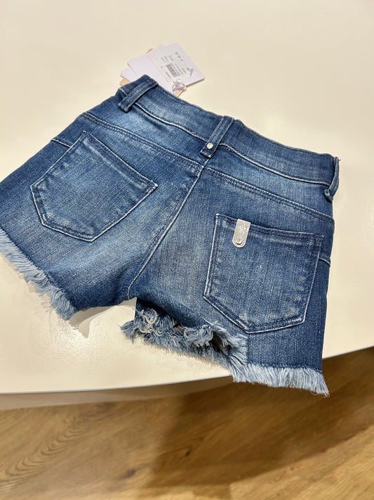 Short denim