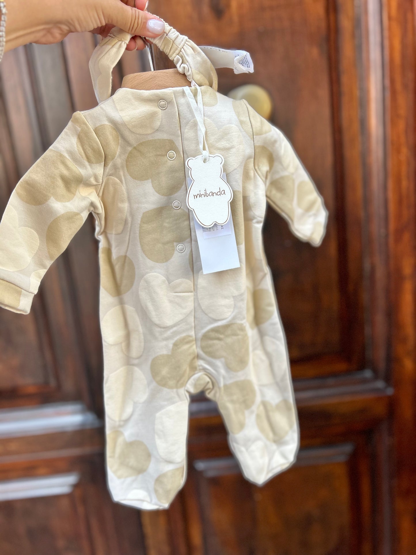 Tutina con fascetta cuori