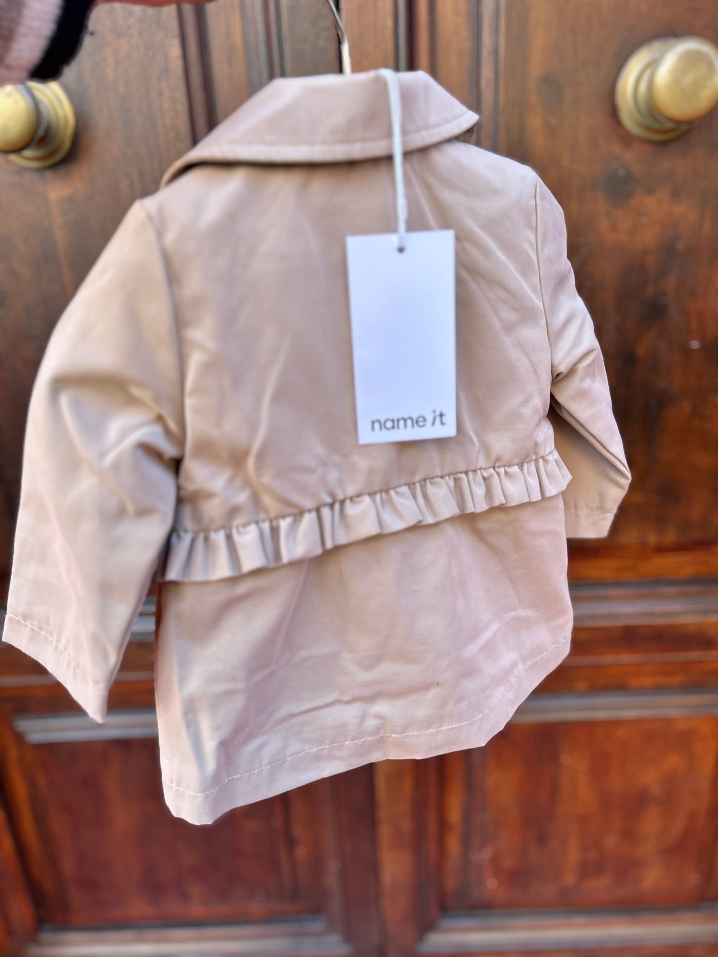 Trench con rouches