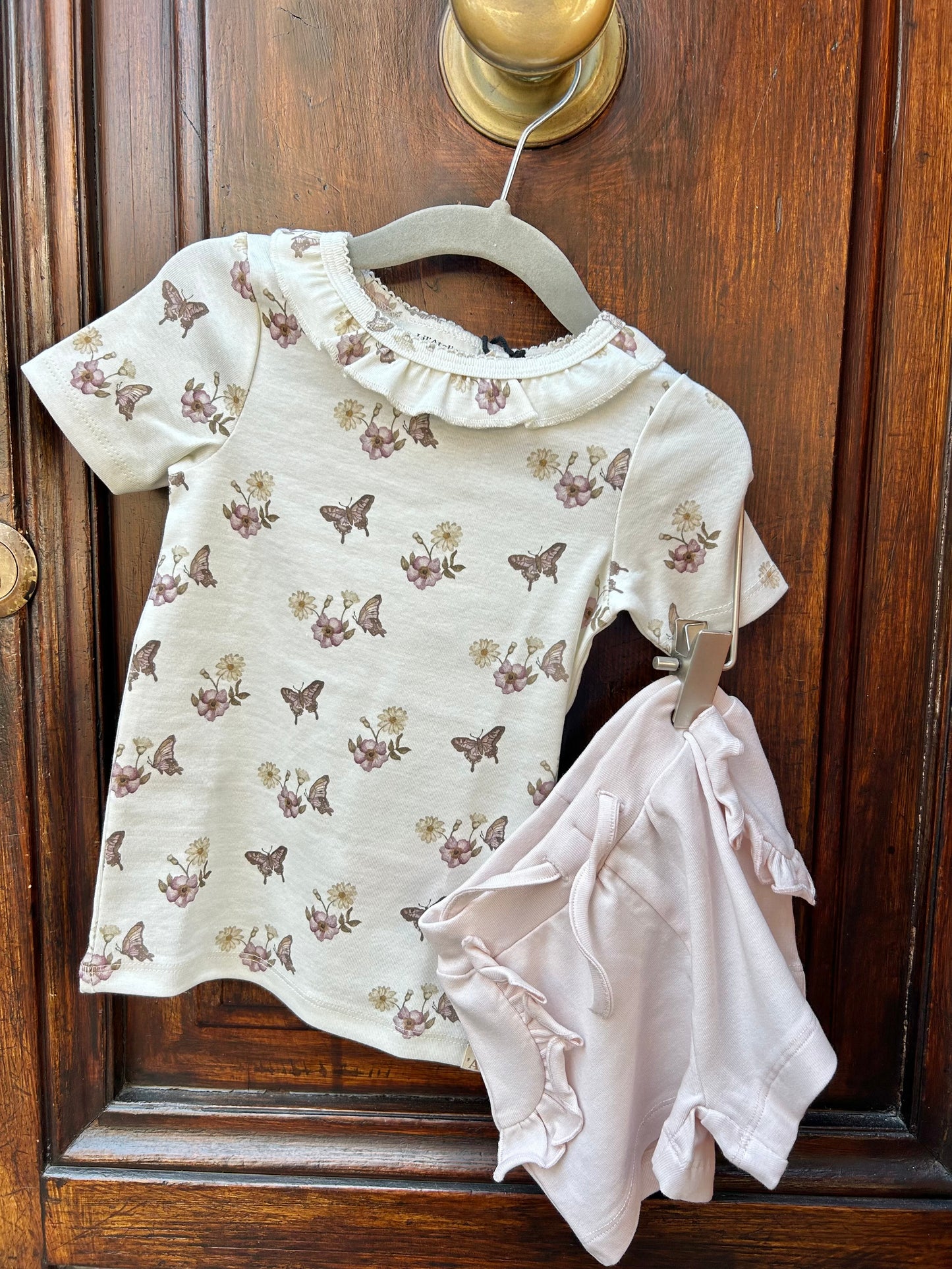 Short con rouches